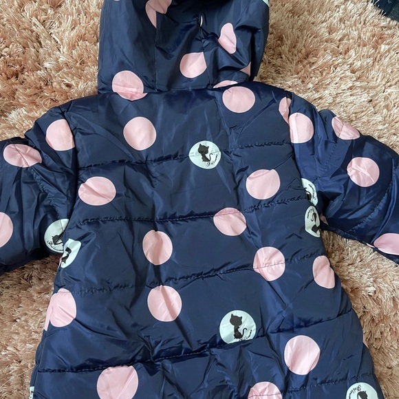 2 for 20) New beautiful toddler hooded puffer coat in navy and pink - Picture 3 of 6